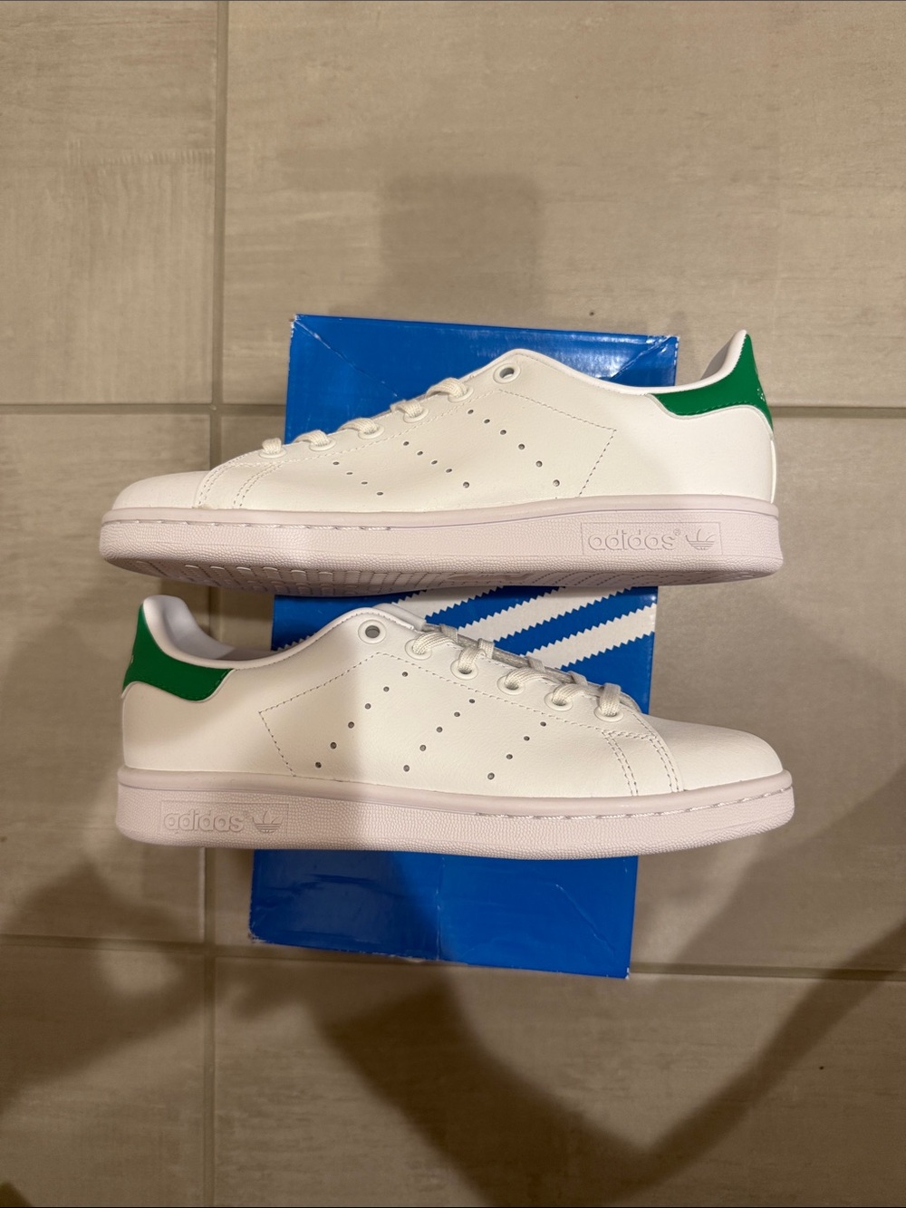 adidas Stan smith J Leather Tennis Sneakers Green Heel Patch brand new sz 5 mens